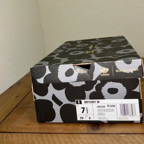 Adidas Marimekko Bryony Sneakers Shoe Floral Black Gold GW2264 Women's Size 7.5 - Picture 11 of 11